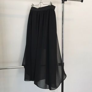 Black skirt - High Waist ir Low Waist Style